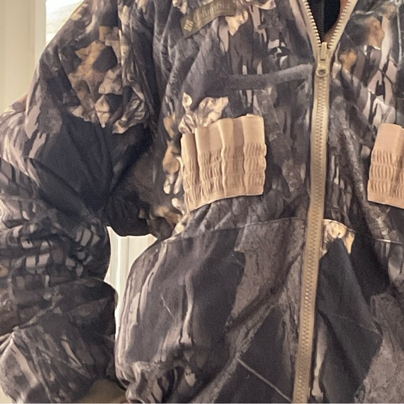 Columbia camouflage jacket, bomber style, zip front, Ladies Size M - Picture 4 of 7